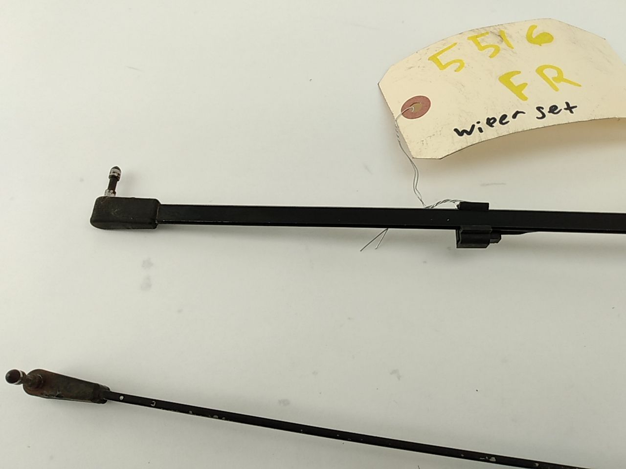 Buick Reatta Pair Of Windshield Wiper Arms