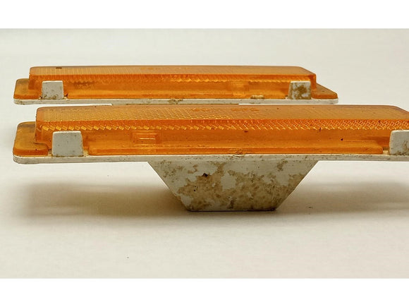 Pontiac Firebird Pair Of Front Side Marker Reflectors