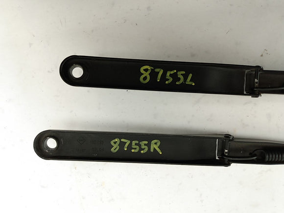 BMW Z4 Pair Of Windshield Wiper Arms