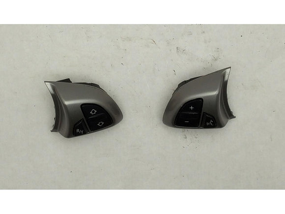 BMW Z4 Pair Of Steering Wheel Switches