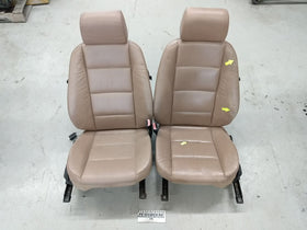BMW 323i Pair Of Front Seat Set
