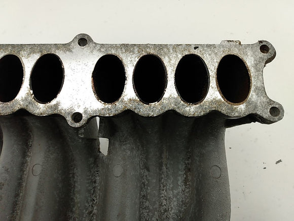 Ford Bronco Upper Intake Manifold & Throttle body