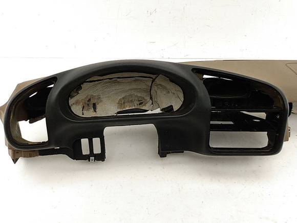 BMW 323i Dashboard Panel