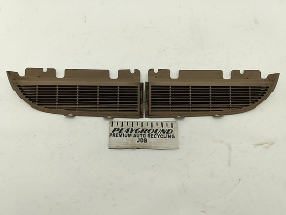 BMW 323i Pair Of Rear Air Vent Grills