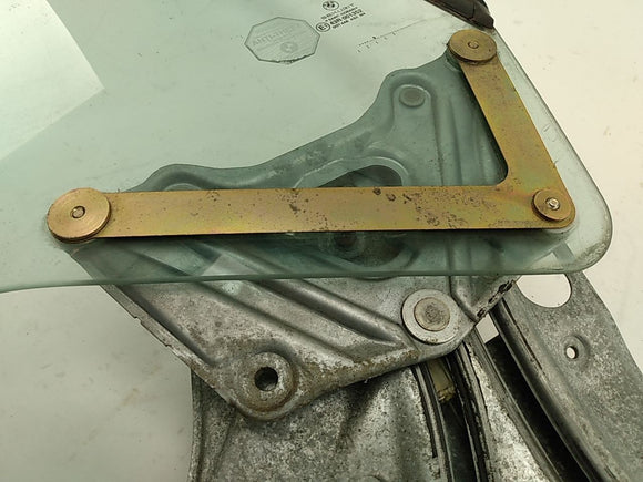 BMW 323i Passenger Right Rear Quarter Glass & Window Regulator