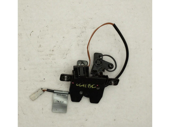 BMW 328i Trunk Lock Latch