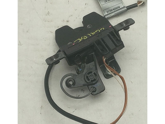 BMW 328i Trunk Lock Latch