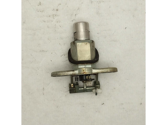 BMW 323i Trunk Cylinder Key