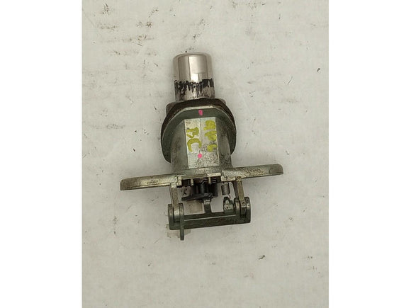 BMW 323i Trunk Cylinder Key