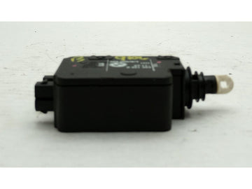 BMW 323i Trunk Lock Latch Actuator - 0