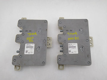 BMW 650i Pair Of Trunk Radio Antenna Control Module - 0