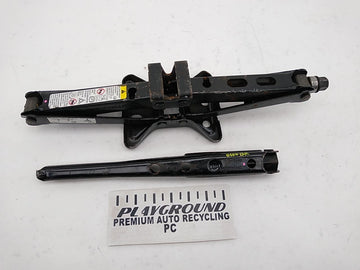 BMW 650i Vehicle Jack With Handle