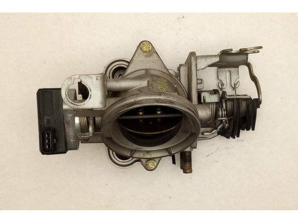 BMW 323i Throttle Body