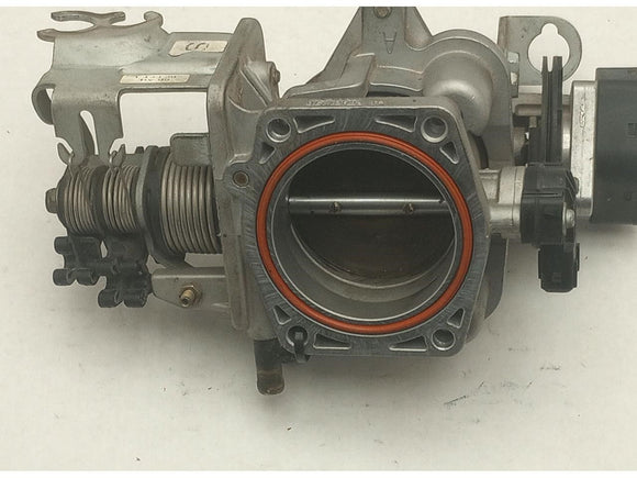 BMW 323i Throttle Body