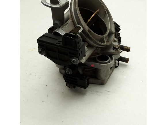 BMW 323i Throttle Body