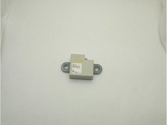 BMW 650i Antenna Booster Control Module