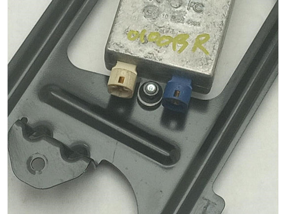 BMW 650i Antenna Hub Interface Module