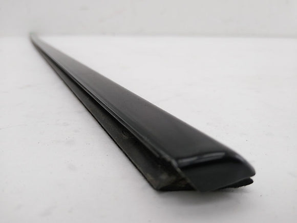 BMW 650i Pair Of Door Window Seal Moldings