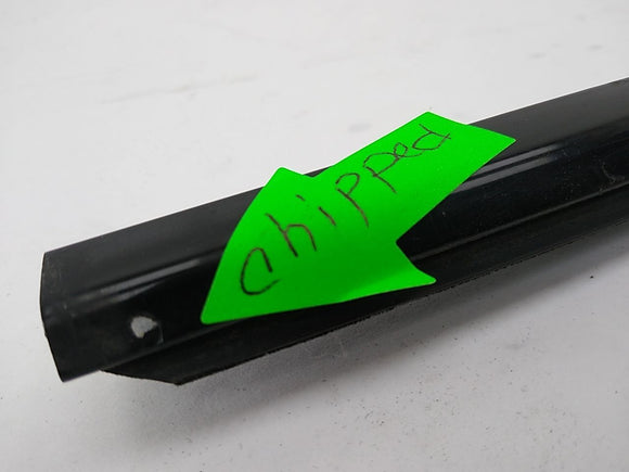BMW 650i Pair Of Door Window Seal Moldings