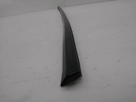 BMW 650i Pair Of Door Window Seal Moldings