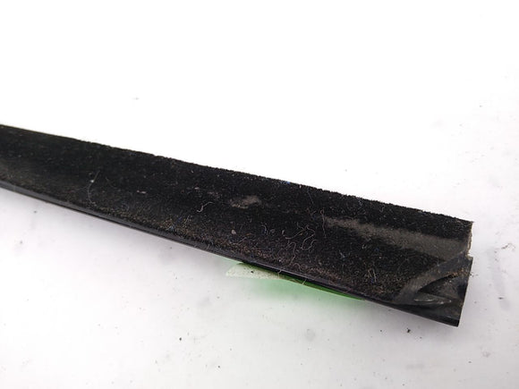 BMW 650i Pair Of Door Window Seal Moldings