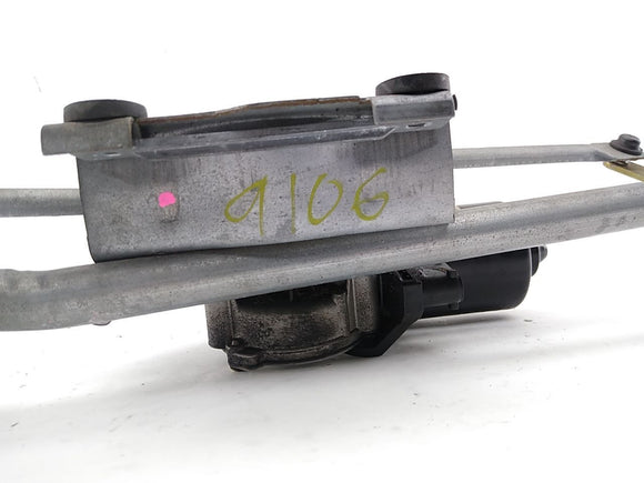 BMW 323i Front Windshield Wiper Transmission and Motor