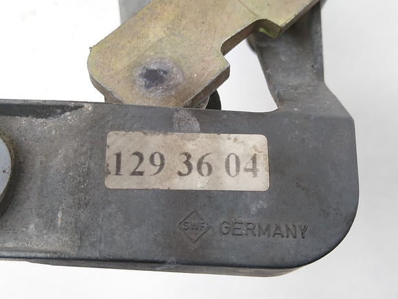 BMW 323i Front Windshield Wiper Transmission and Motor