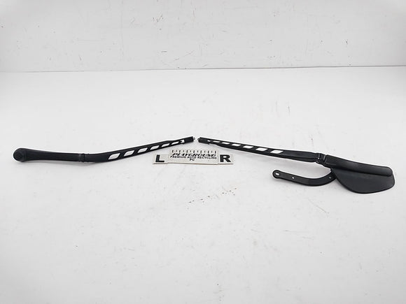 BMW 650i Pair Of Windshield Wiper Arms