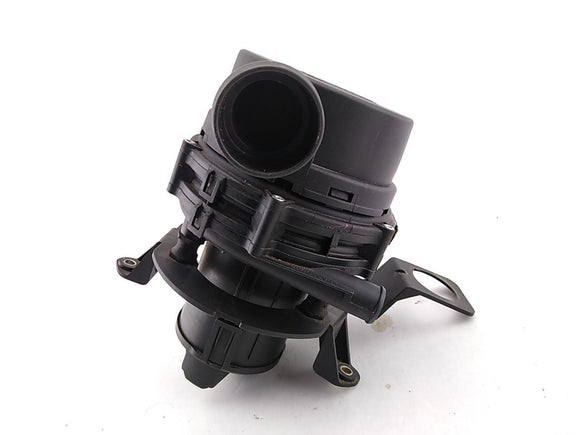 BMW 323i Air Injection Pump