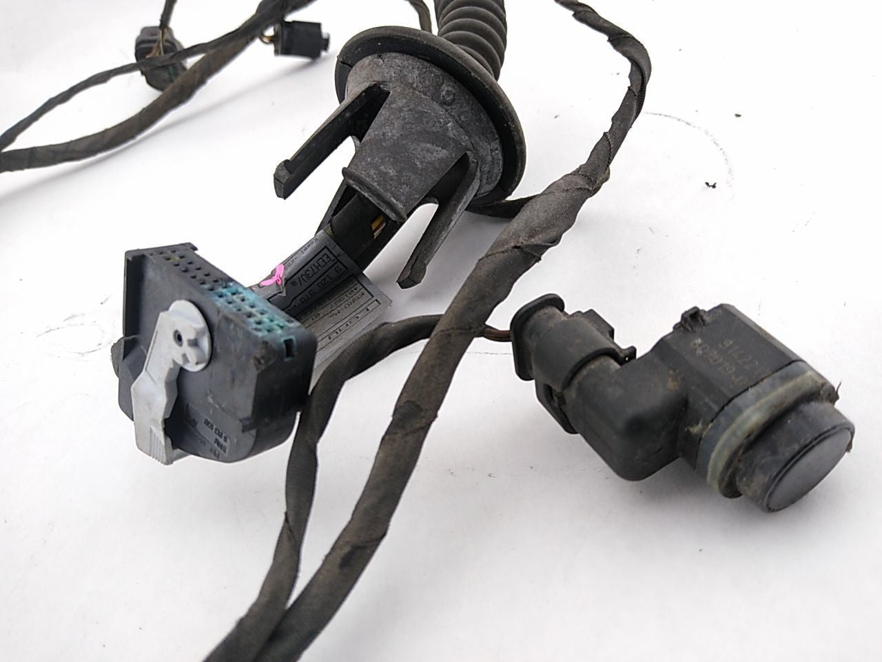 BMW 650i Rear Bumper Wiring Harness & Park Assist Sensors