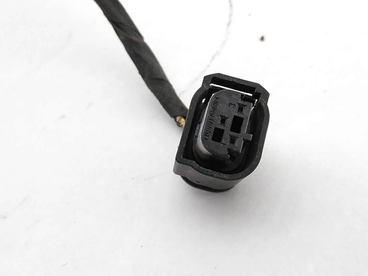 BMW 650i Rear Bumper Wiring Harness & Park Assist Sensors