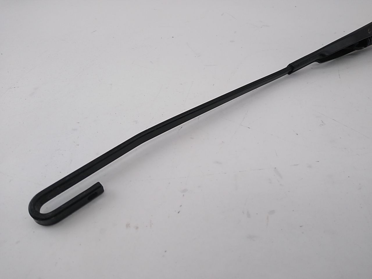 BMW 328i Pair Of Windshield Wiper Arms