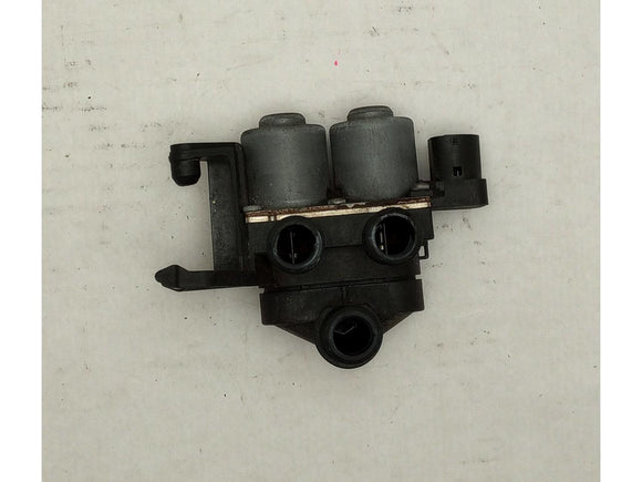 BMW 323i Heater Control Valve
