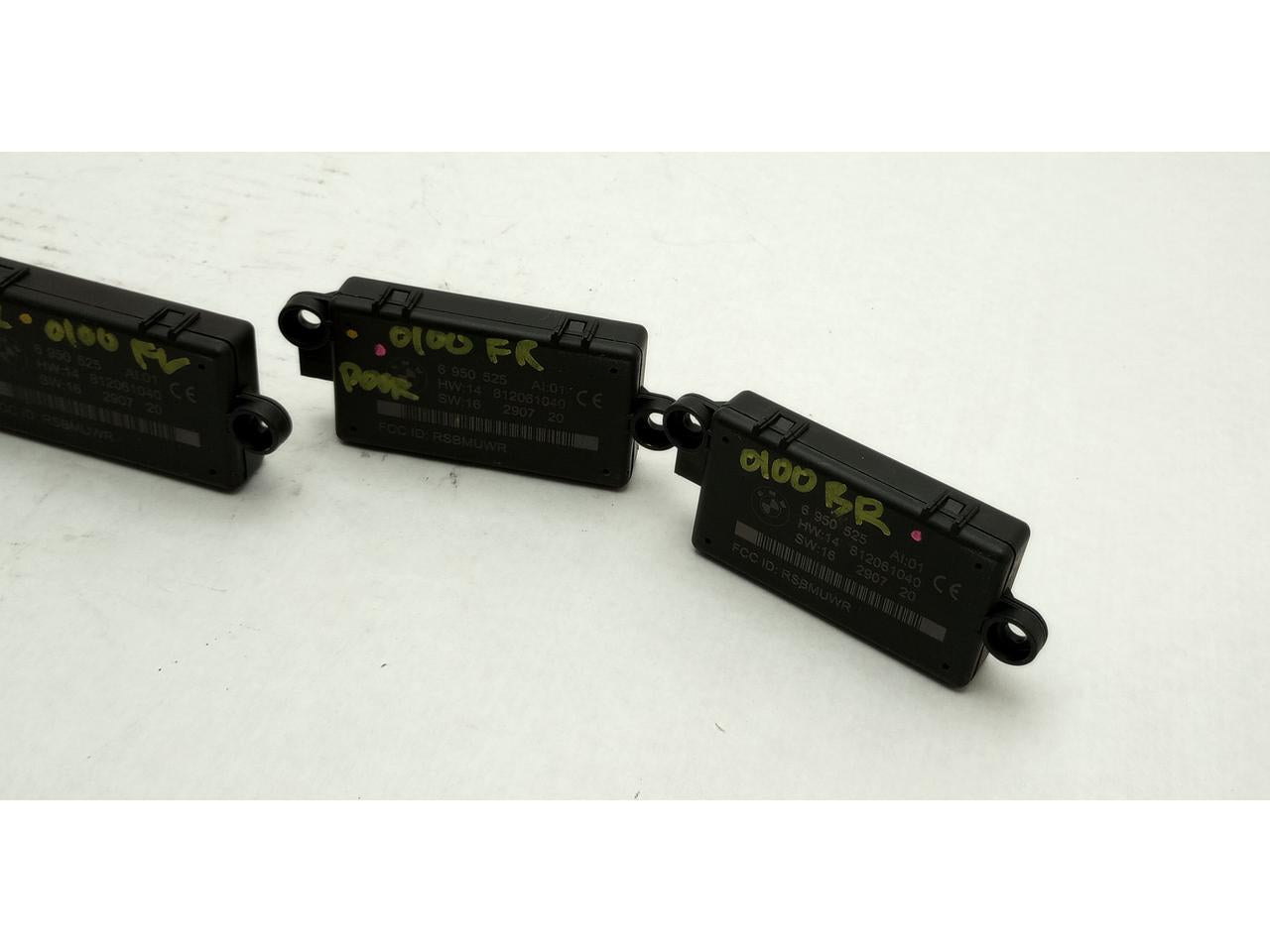 BMW 650i Set Of 4 Door Locking Alarm Antennas