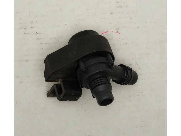 BMW 650i Auxiliary Water Pump