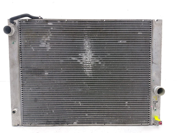 BMW 650i Radiator