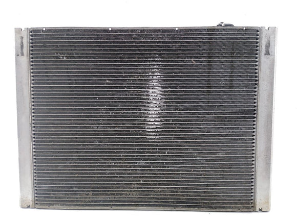 BMW 650i Radiator