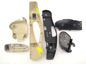 BMW 650i Set Of Front Right Seat Side Trims - 0