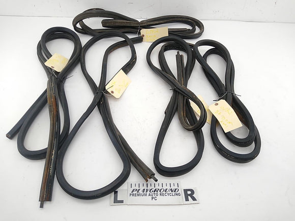 Jeep Cherokee Set Of Door & Hatch Seal Molding Weatherstrips