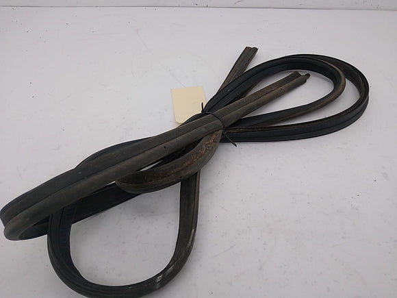 Jeep Cherokee Set Of Door & Hatch Seal Molding Weatherstrips