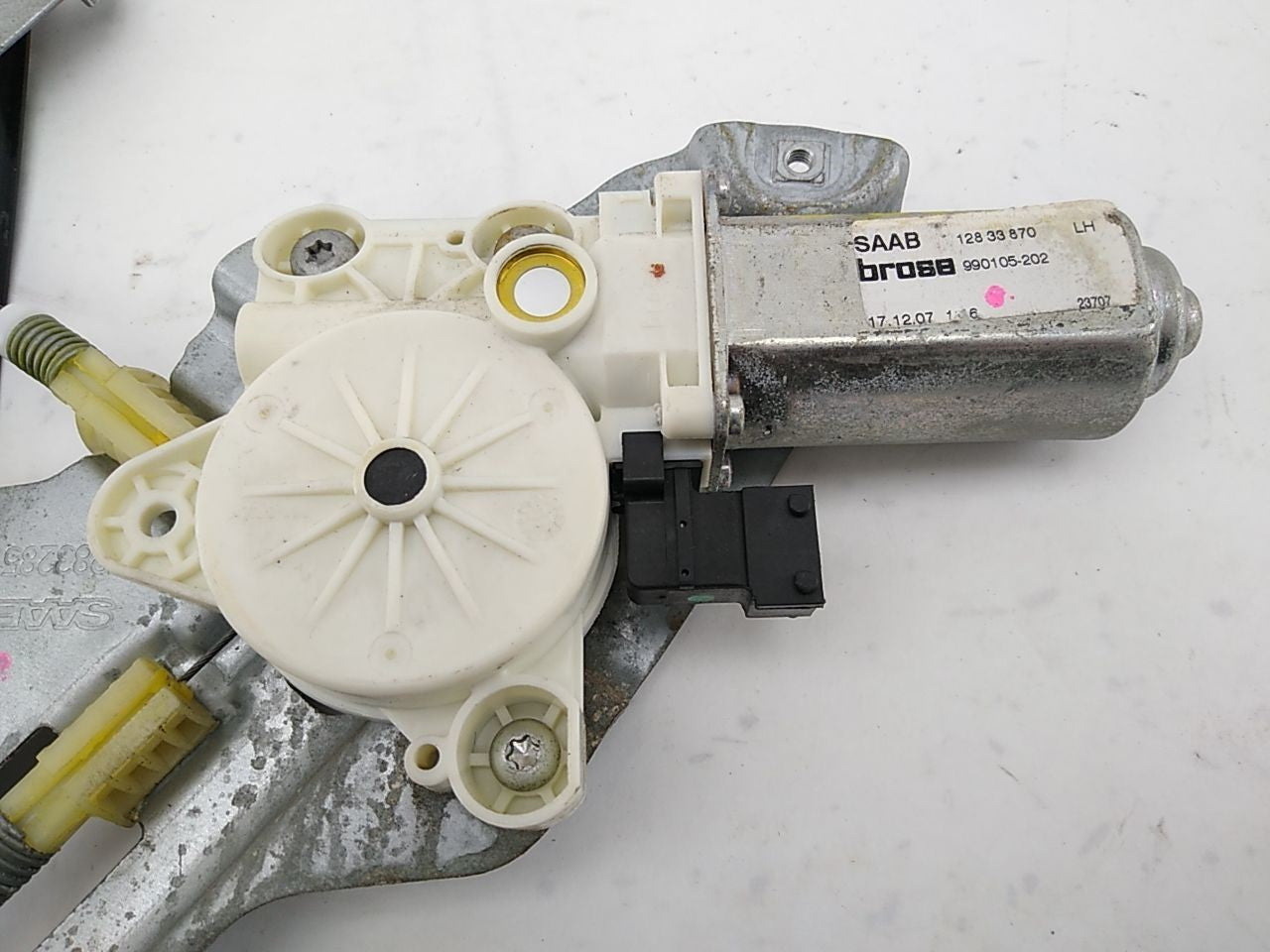 Saab 9-3 Driver Left Front Window Regulator