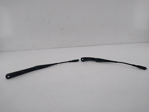 Saab 9-3 Pair Of Windshield Wiper Arms