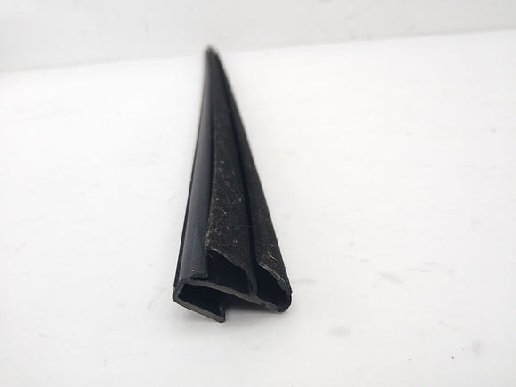 Saab 9-3 Pair Of Front Right Window Sweeps