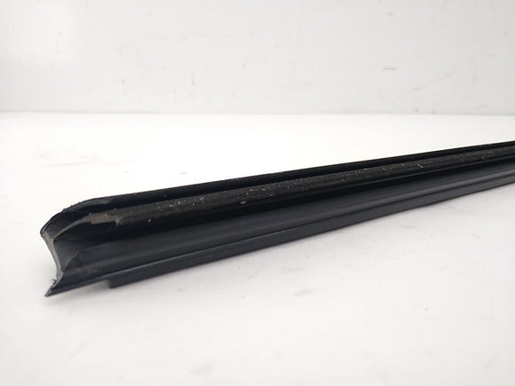 Saab 9-3 Pair Of Front Right Window Sweeps