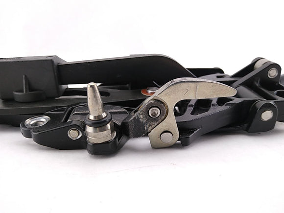 BMW 650i Pair Of Convertible Top Roof Lock Latch