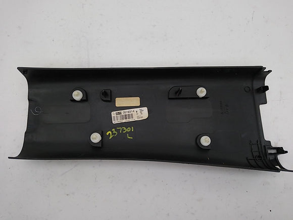 Hummer H3 Driver Left Center B Pillar Trim