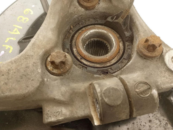 Saab 9-3 Driver Left Front Spindle Knuckle Hub