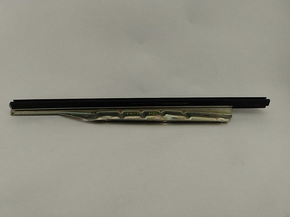 Saab 9-3 Pair Of Rear Quarter Window Sweeps