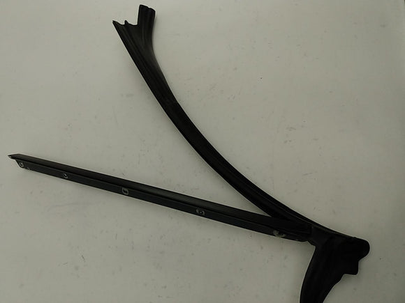 Saab 9-3 Front Windshield Molding Seal