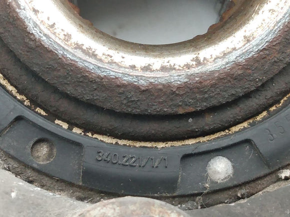 Saab 9-3 Driver Left Front Spindle Knuckle Hub